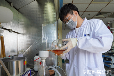揭秘阜阳的新材料布局,有软磁材料的“黑马”,还有膜材的“小巨人” 揭秘阜阳的新材料布局,有软磁材料的“黑马”,还有膜材的“小巨人”